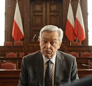Mój dziadek zostawił mi cały swój majątek o wartości 3 500 000 dolarów. Rodzice, którzy odebrali mi spadek w wieku 18 lat, pojawili się na czytaniu testamentu, uśmiechając się: „Oczywiście, my sobie z tym poradzimy”, ale gdy sędzia przeczytał kolejną stronę, ich uśmiechy zniknęły…